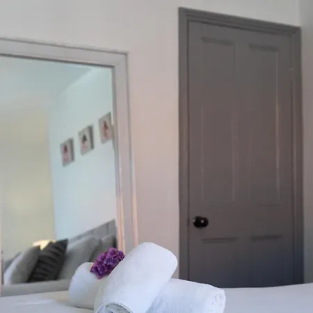 Nancy's Nook 度假居 *